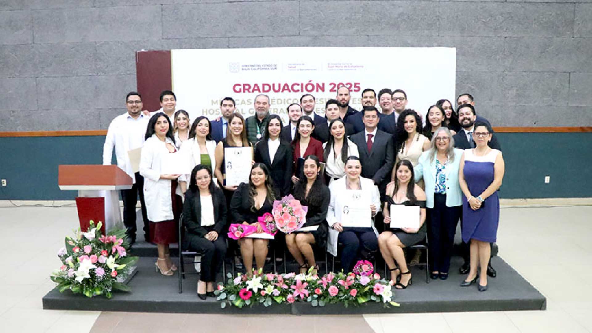 EGRESA HOSPITAL SALVATIERRA GENERACIÓN DE MÉDICAS Y MÉDICOS ESPECIALISTAS