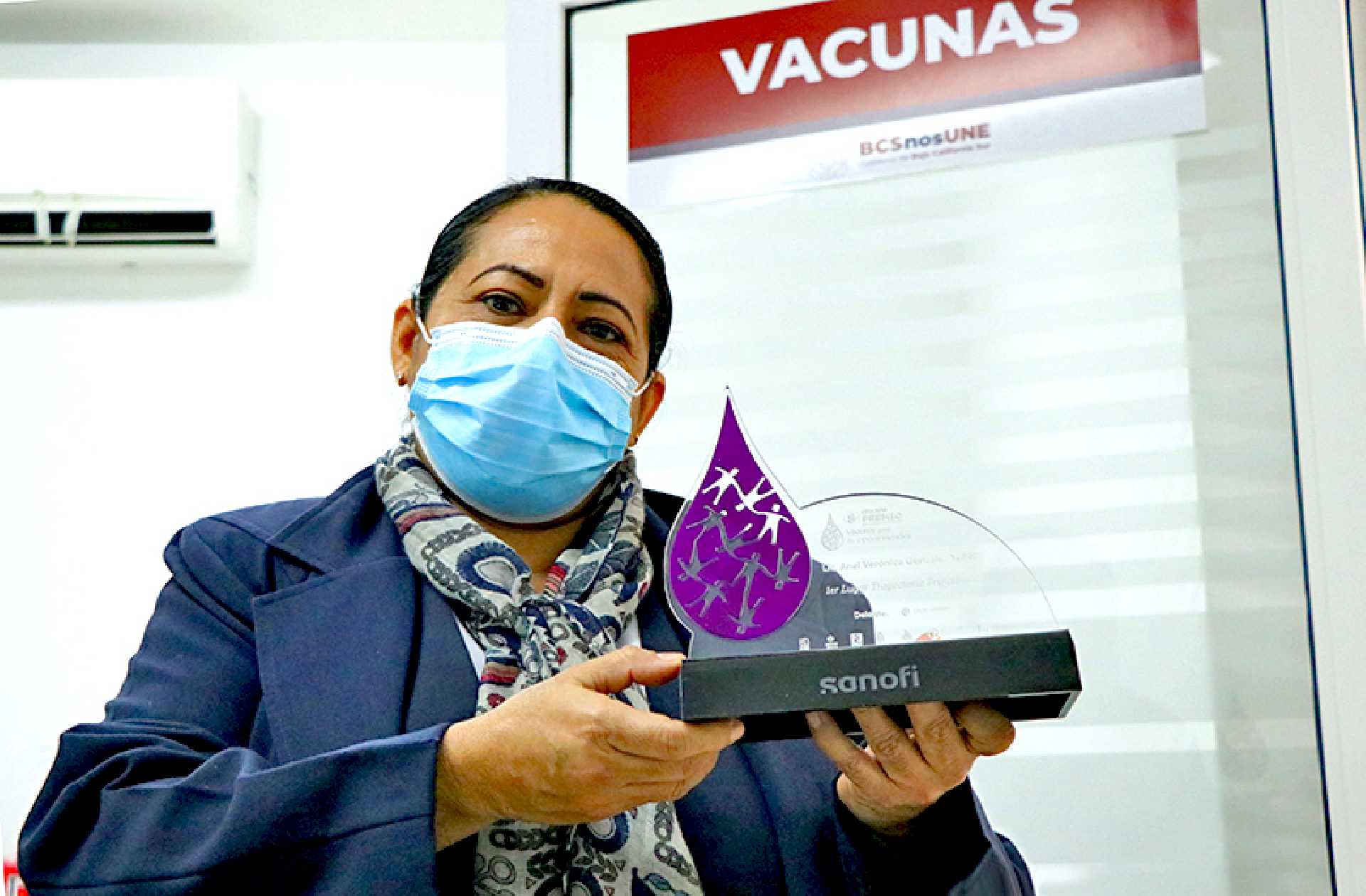 RECIBE ENFERMERA DE BCS EL PREMIO NACIONAL “VACUNAR PARA DAR OPORTUNIDADES”