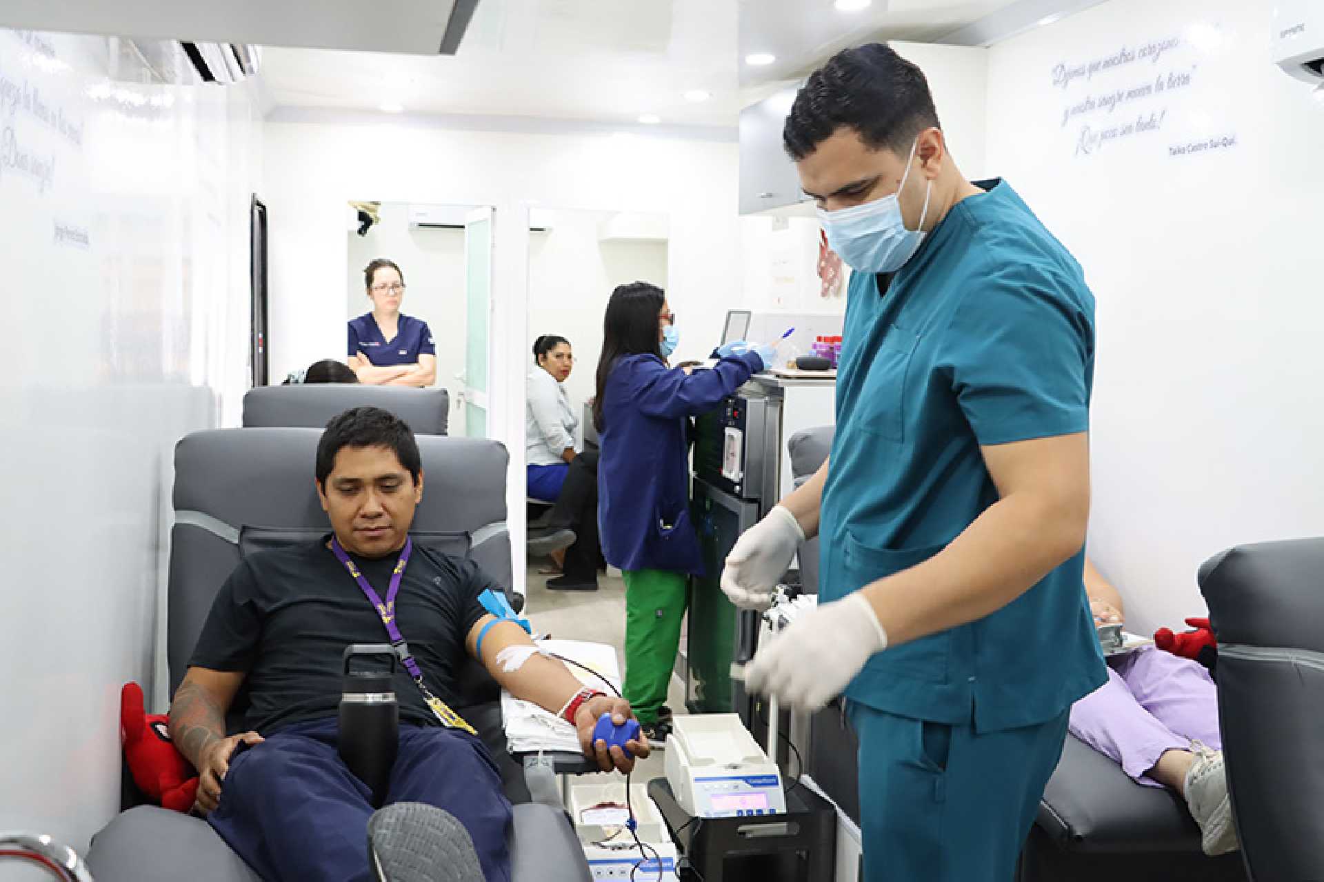 ES GRATUITA LA RECOLECCIÓN DE SANGRE QUE LLEVA A CABO EL CENTRO ESTATAL DE TRANSFUSIÓN SANGUÍNEA