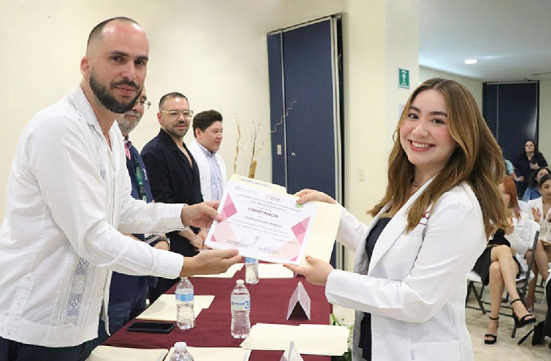 EGRESA HOSPITAL SALVATIERRA NUEVA GENERACIÓN DE MÉDICOS INTERNOS DE PREGRADO